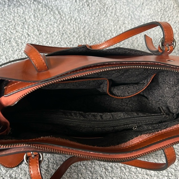 Carmel color leather satchel - Picture 2 of 5